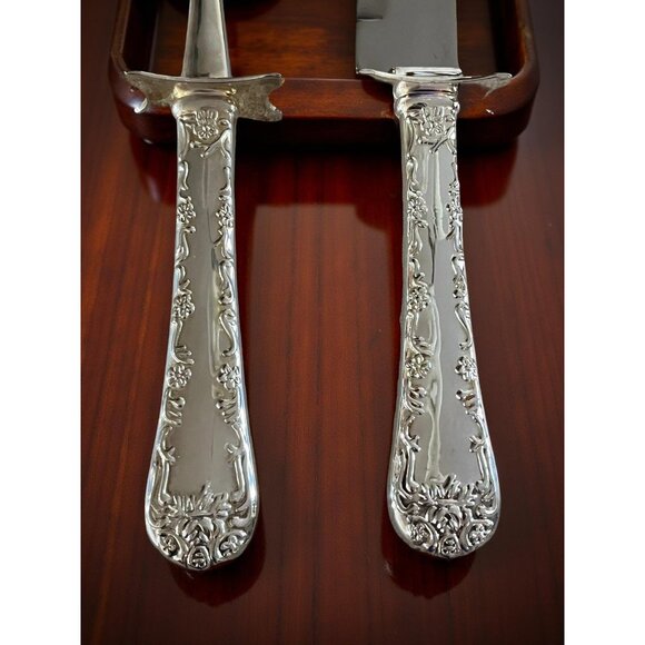 Wm. Rogers & Son Stainless Steel Carving Knife & Fork Set Enchanted Rose - Picture 4 of 8
